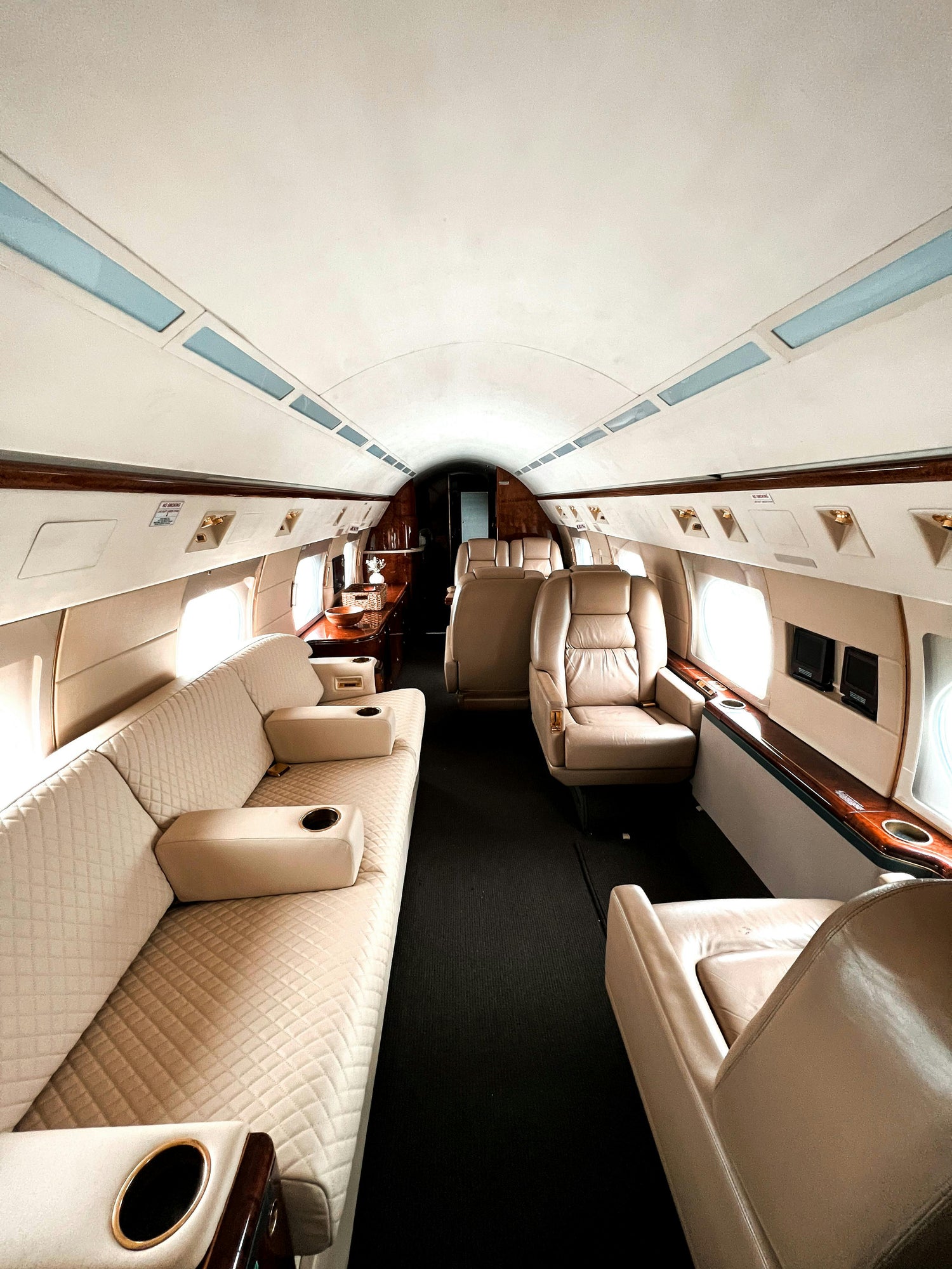 Jet Charter/Empty Leg Opportunities